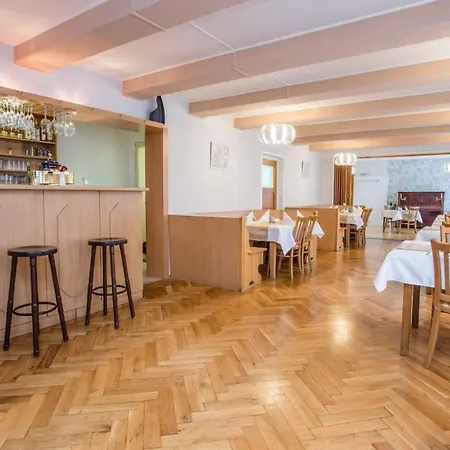 Bed and Breakfast Neuschoenau