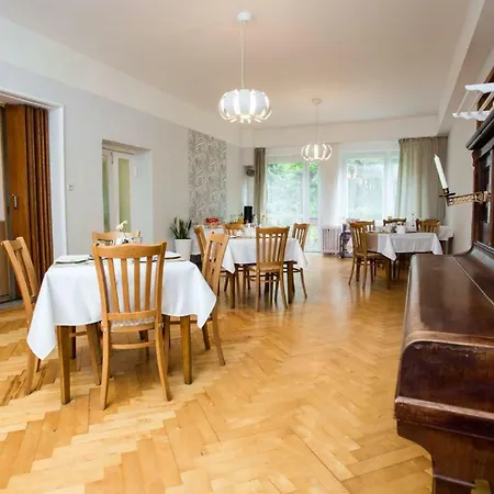 Bed & Breakfast Neuschoenau 2*